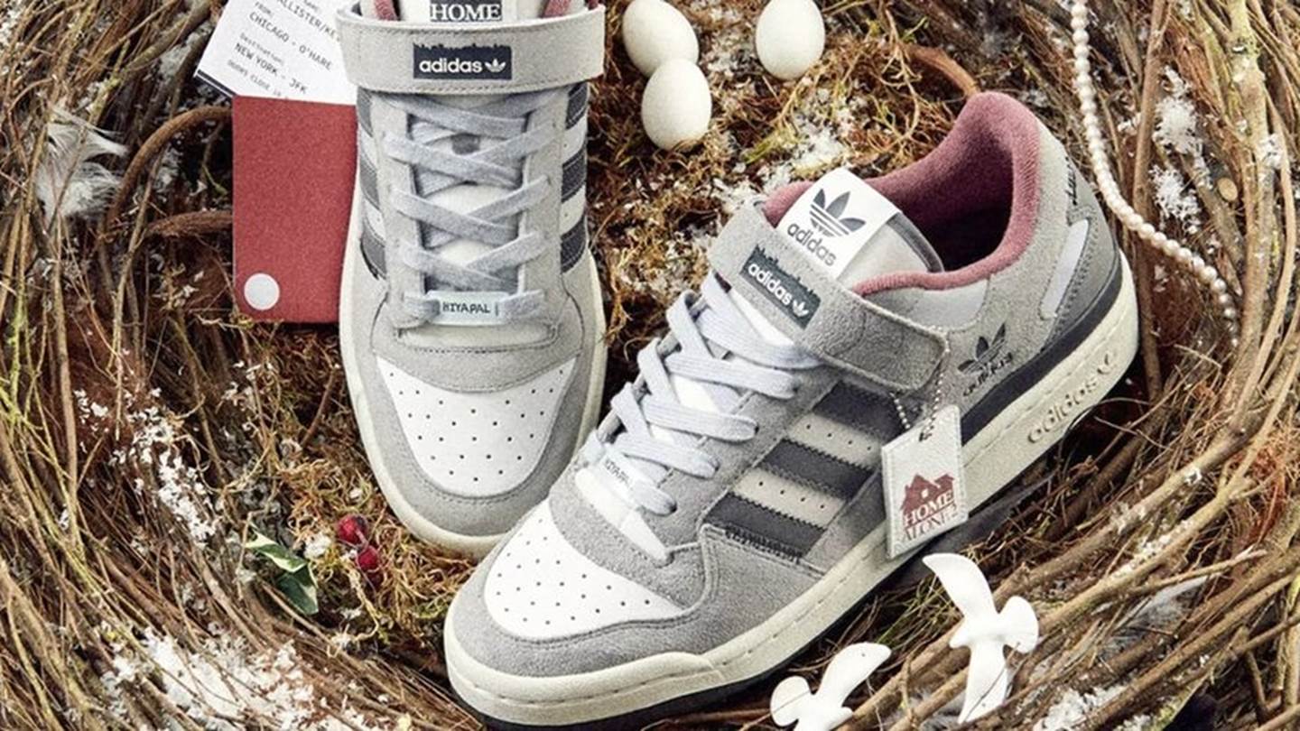 Βρήκαμε τα πιο χριστουγεννιάτικα sneakers εκεί έξω