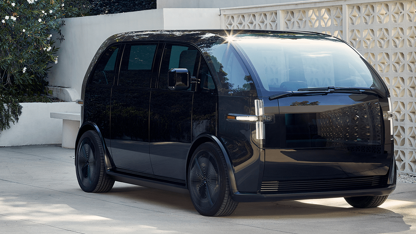 Canoo: Ένα ηλεκτρικό loft σε ρόδες