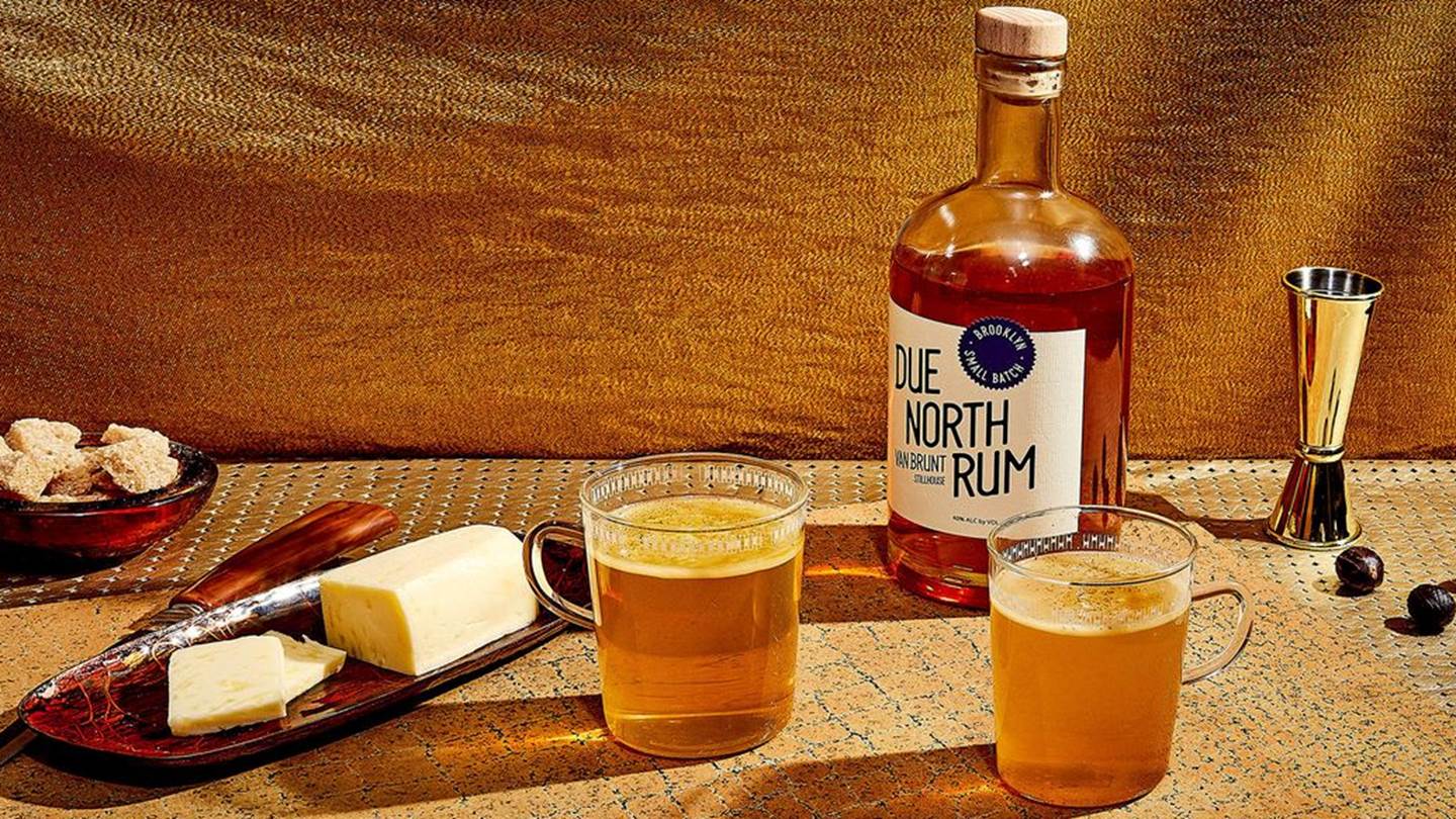 Η απάντηση στο κρύο λέγεται Hot Buttered Rum