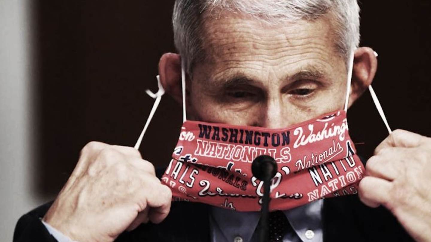 Οι Αμερικανοί βγάζουν τις μάσκες. Οι υπόλοιποι;