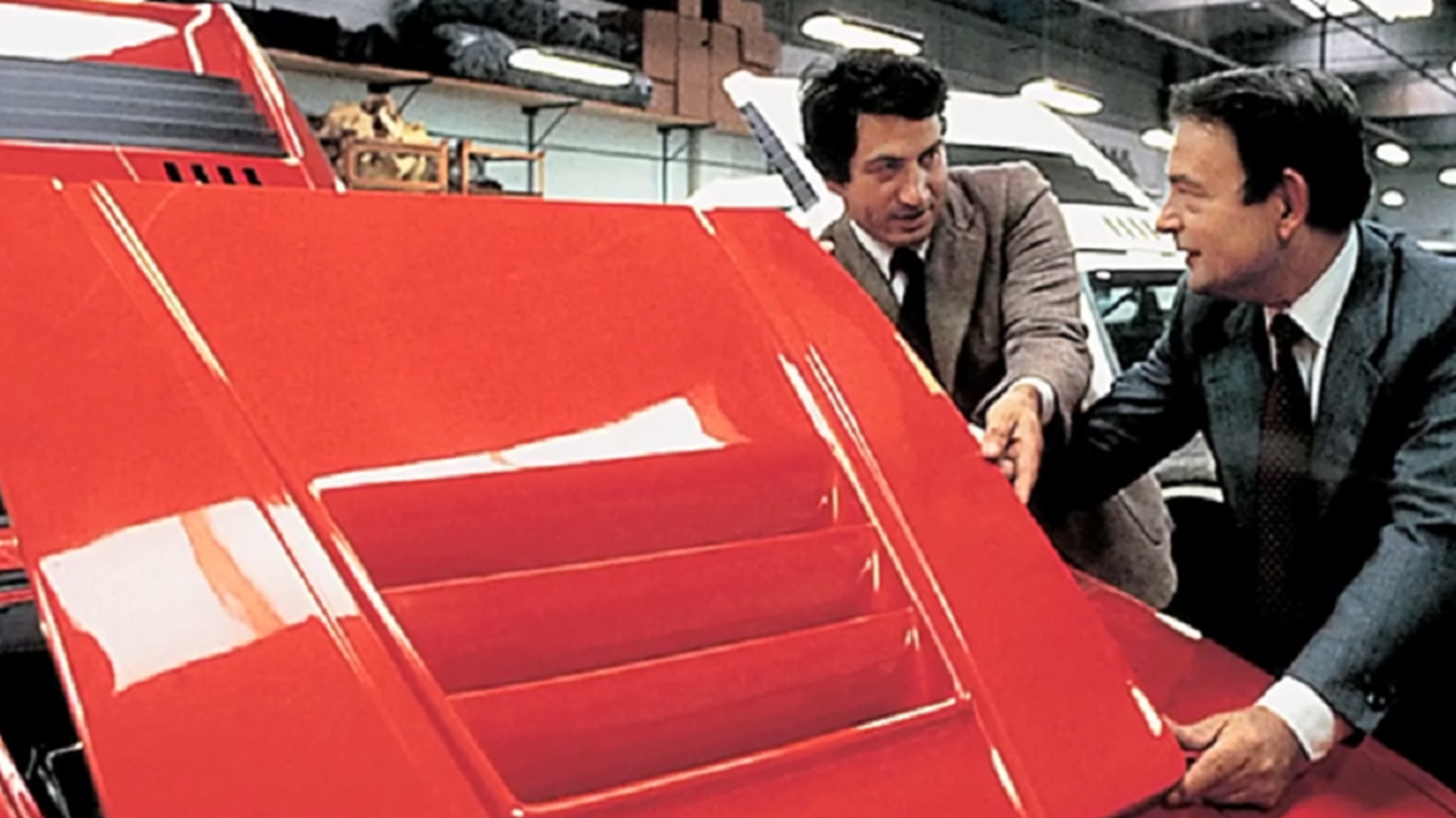 Tι συνέβη όταν η BMW συνεργάστηκε με την Lamborghini