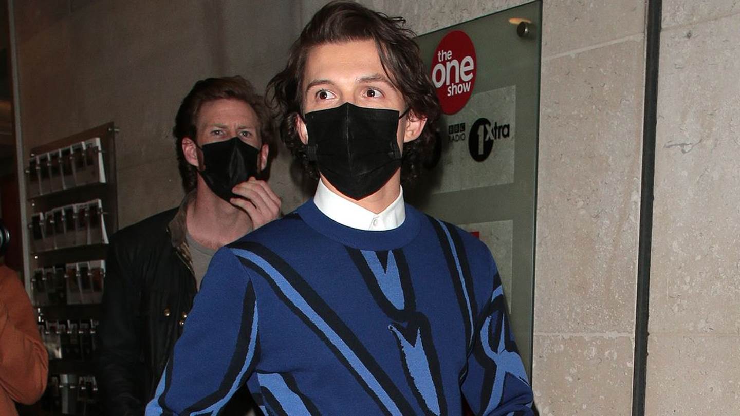 Το γοητευτικά παράξενο πλεκτό του Tom Holland