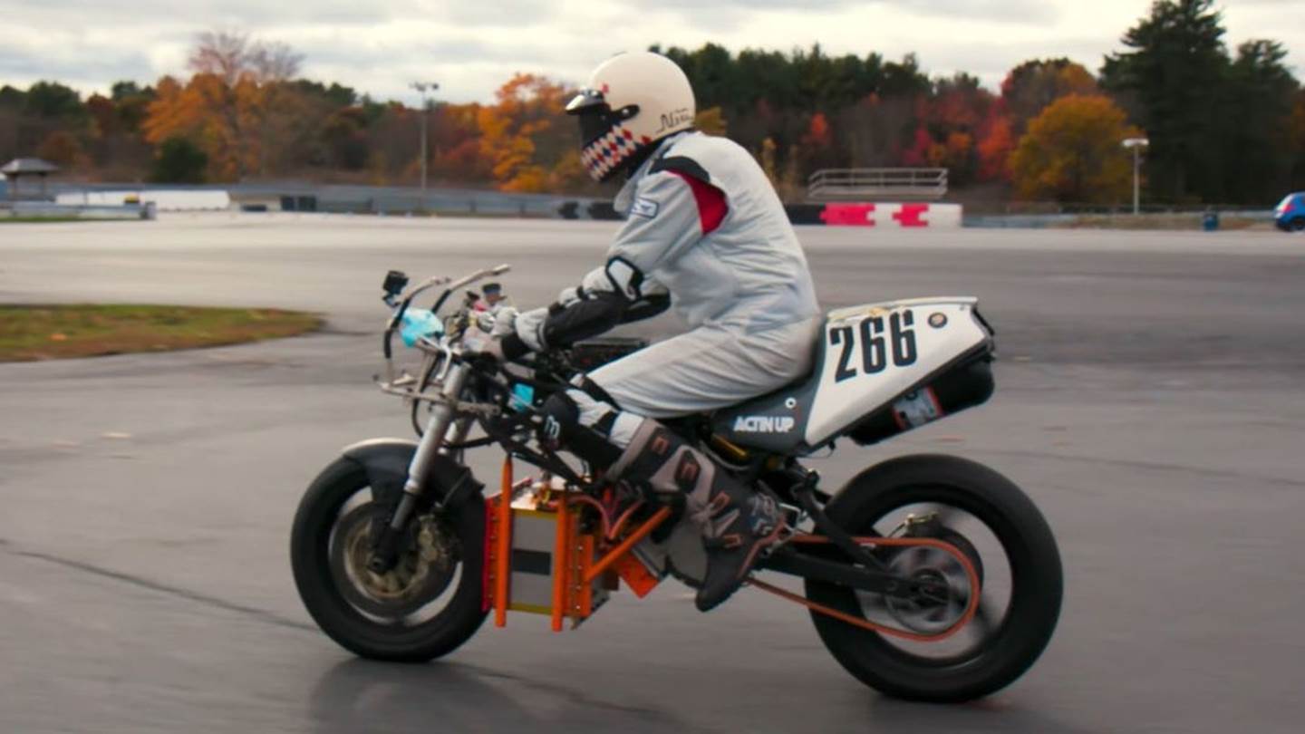 Η μοτοσικλέτα του μέλλοντος θα χρησιμοποιεί ένα επαναστατικό καύσιμο