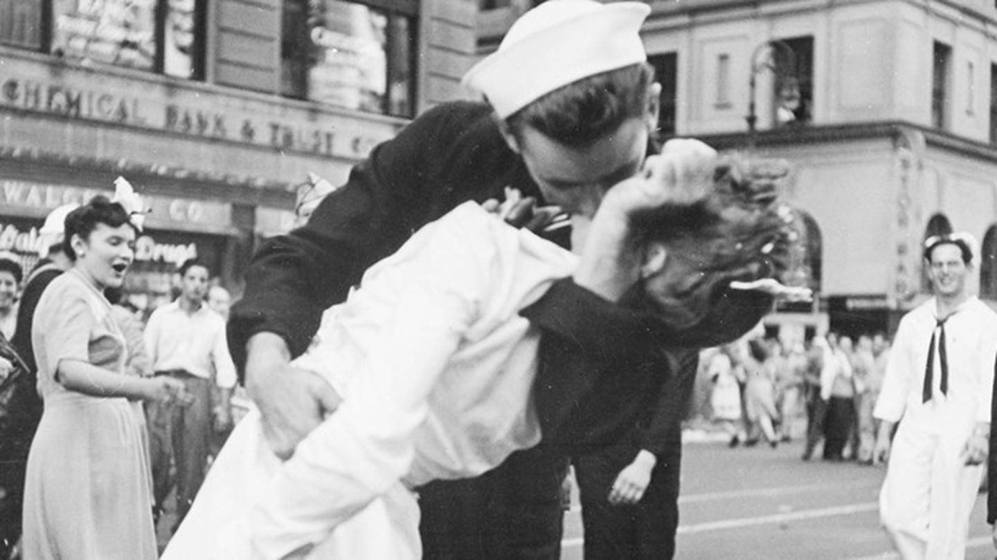 Alfred Eisenstaedt: Η φωτογραφία που τον έκανε διάσημο