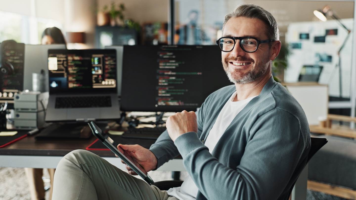 Με ποια επαγγέλματα στην Ελλάδα βγάζεις πάνω από 4.000 ευρώ τον μήνα