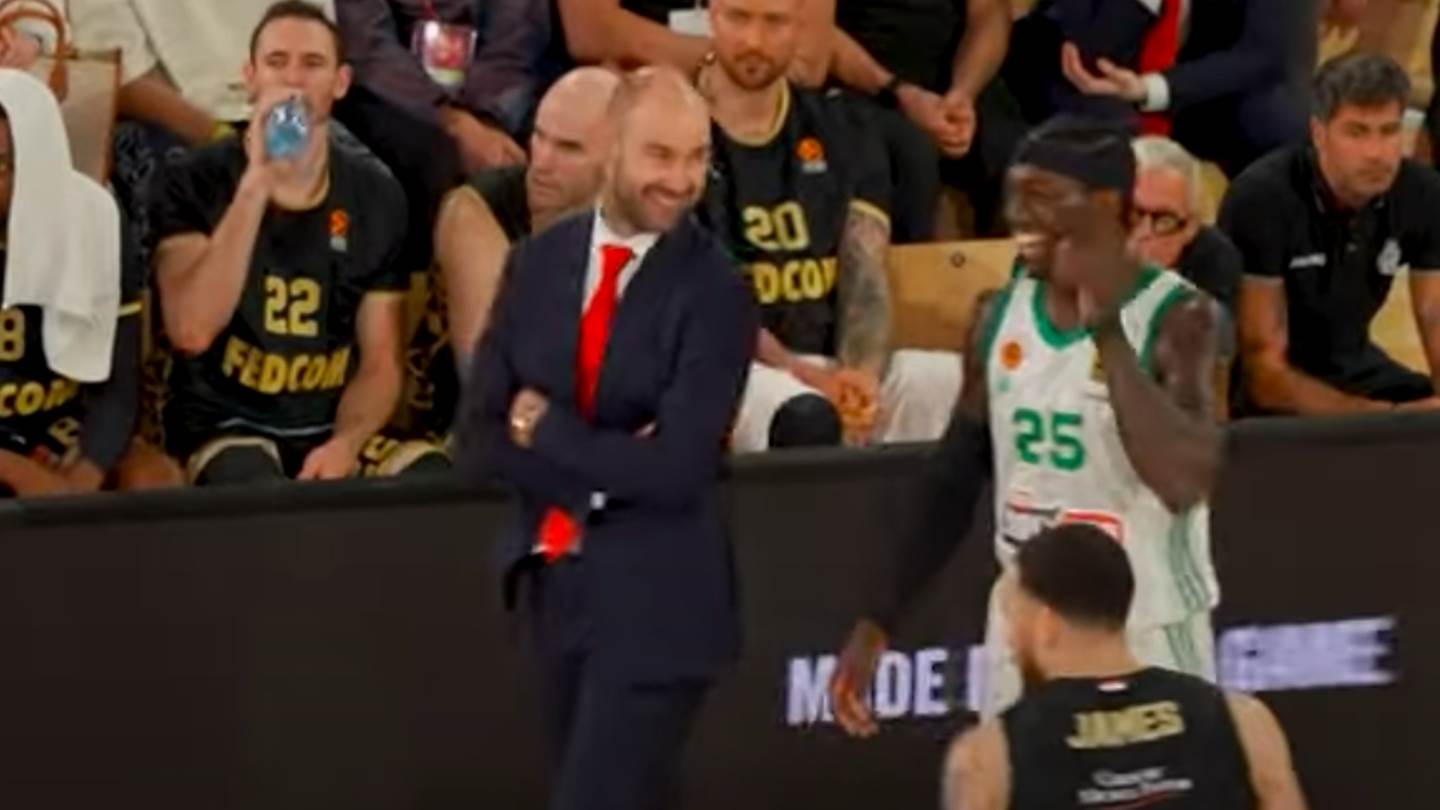 Σπανούλης σε Nunn: 'Είσαι τυχερός που έχω αποσυρθεί'