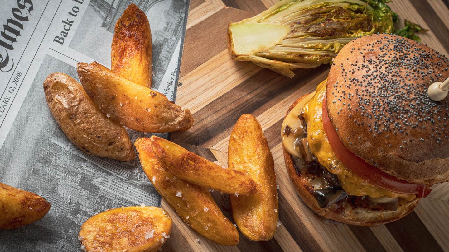 Η συνταγή του Αλέξανδρου Τσιοτίνη για αφράτα burger buns