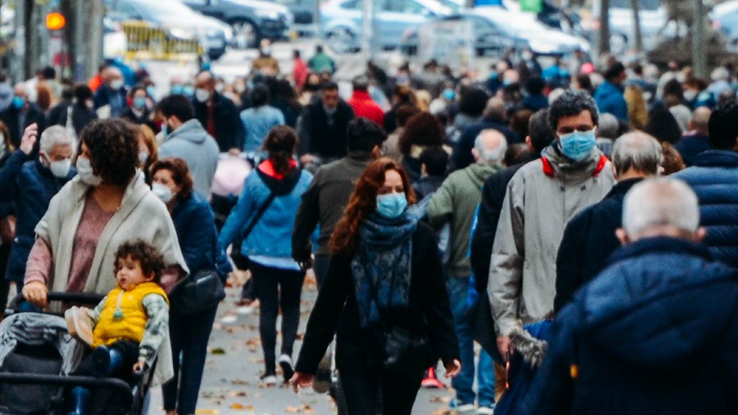 Κορονοϊός: Εκτόξευση με 3.739 νέα κρούσματα