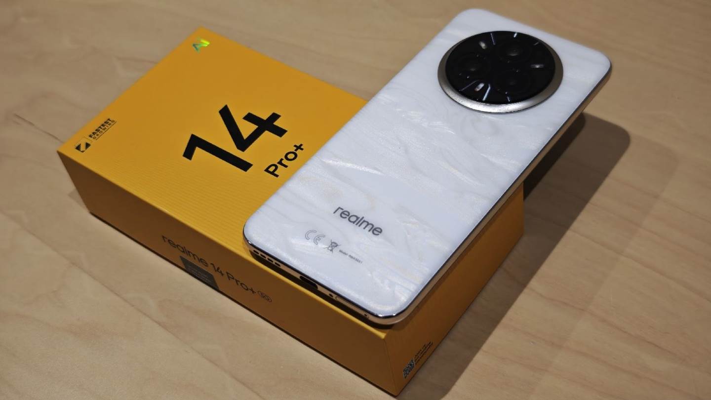 Το realme 14 Pro+ έχει δύσκολη δουλειά στη μεσαία κατηγορία, αλλά καταφέρνει να ξεχωρίσει [Tech Review]