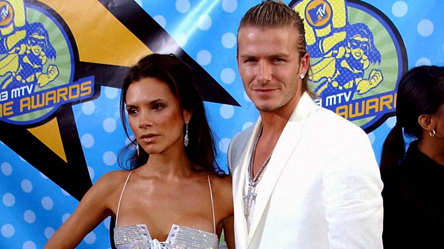 Γιατί οι Beckhams ντύνονταν ασορτί στα 90s;