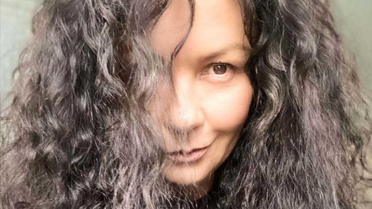 Μπορείς να αναγνωρίσεις την Ουαλή σεξοβόμβα της φωτογραφίας;