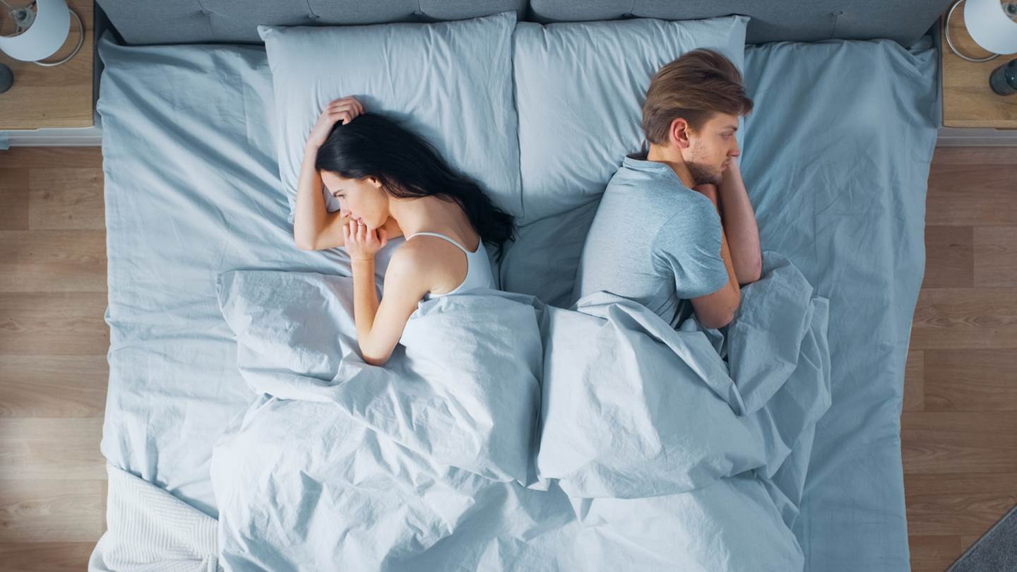 Μερικές αποτελεσματικές συμβουλές για να αναζωπυρώσεις το χαμένο πάθος στη σχέση σου