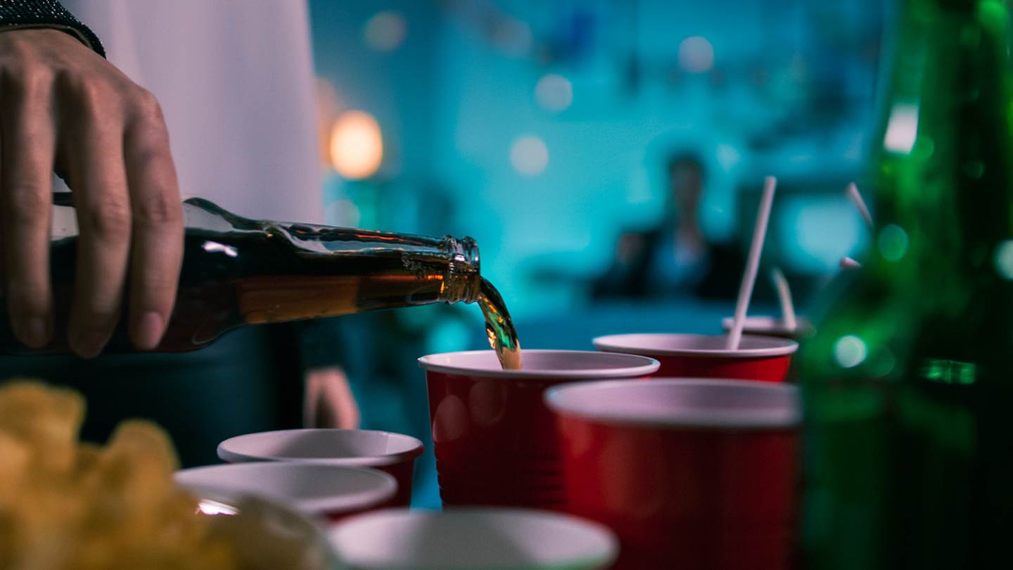 Τα κορονο-πάρτι δεν σταματούν