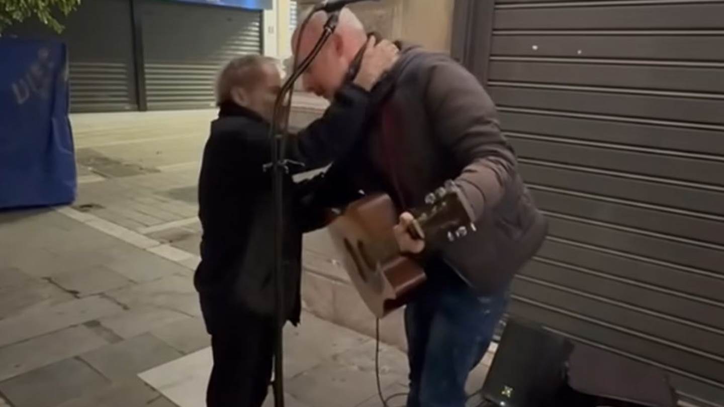 Μια συγκινητική στιγμή για τον Σταύρο Ξαρχάκο