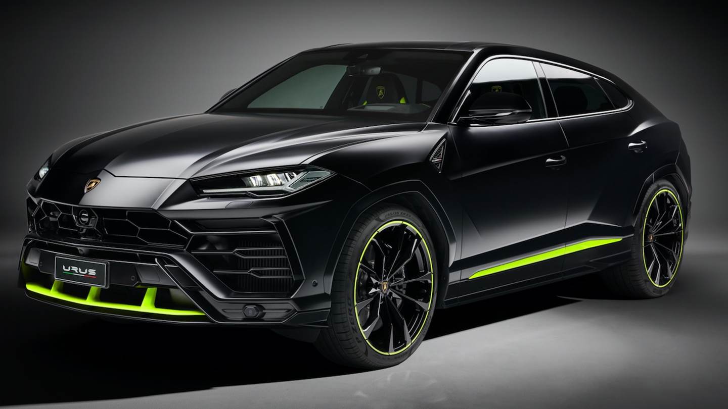 To Graphite Urus της Lamborghini θα μπορούσε να είναι το off-road του Batman