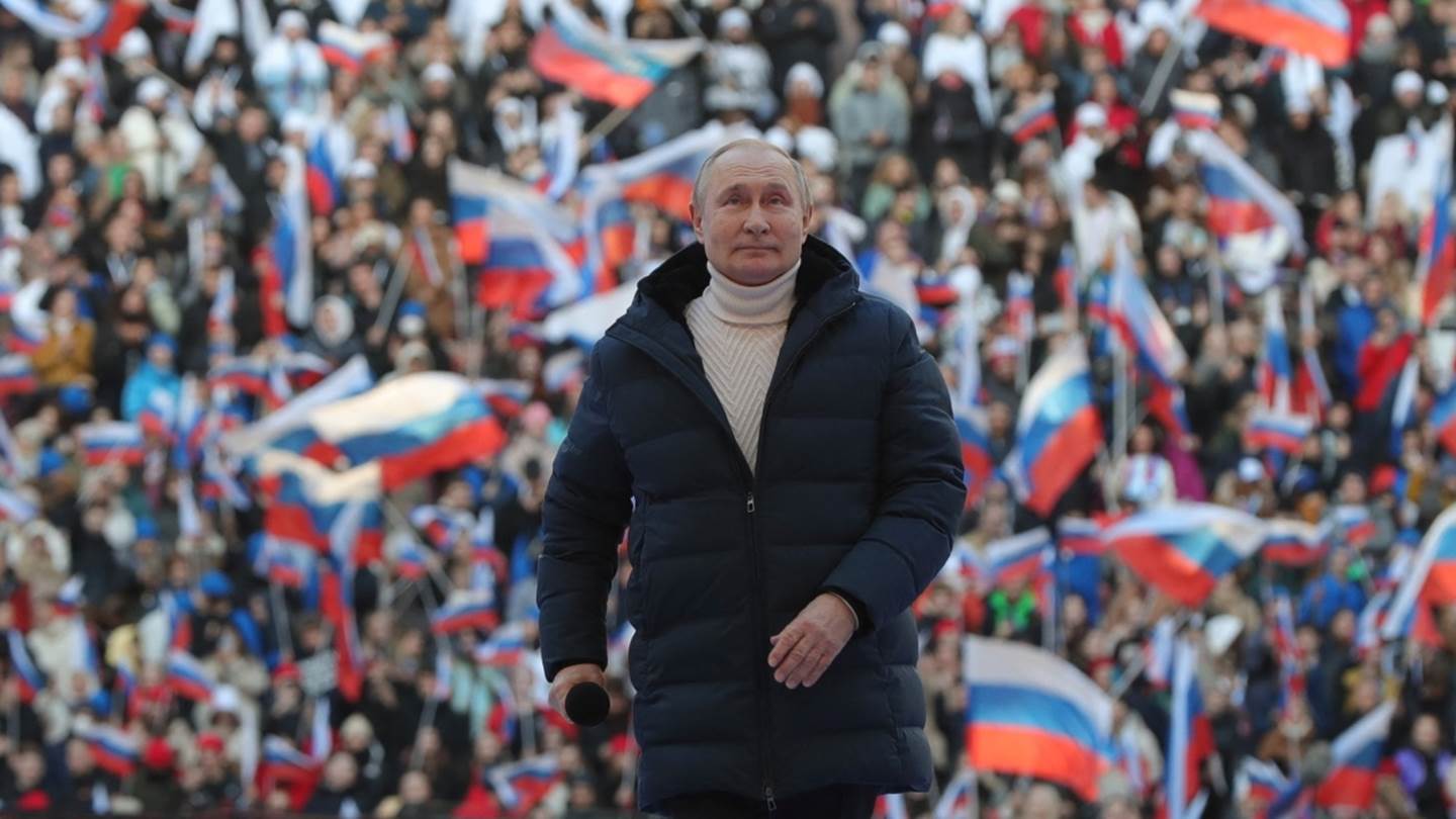 Ο Putin ενισχύει τις ρωσικές δυνάμεις και ετοιμάζεται για μακρύ πόλεμο