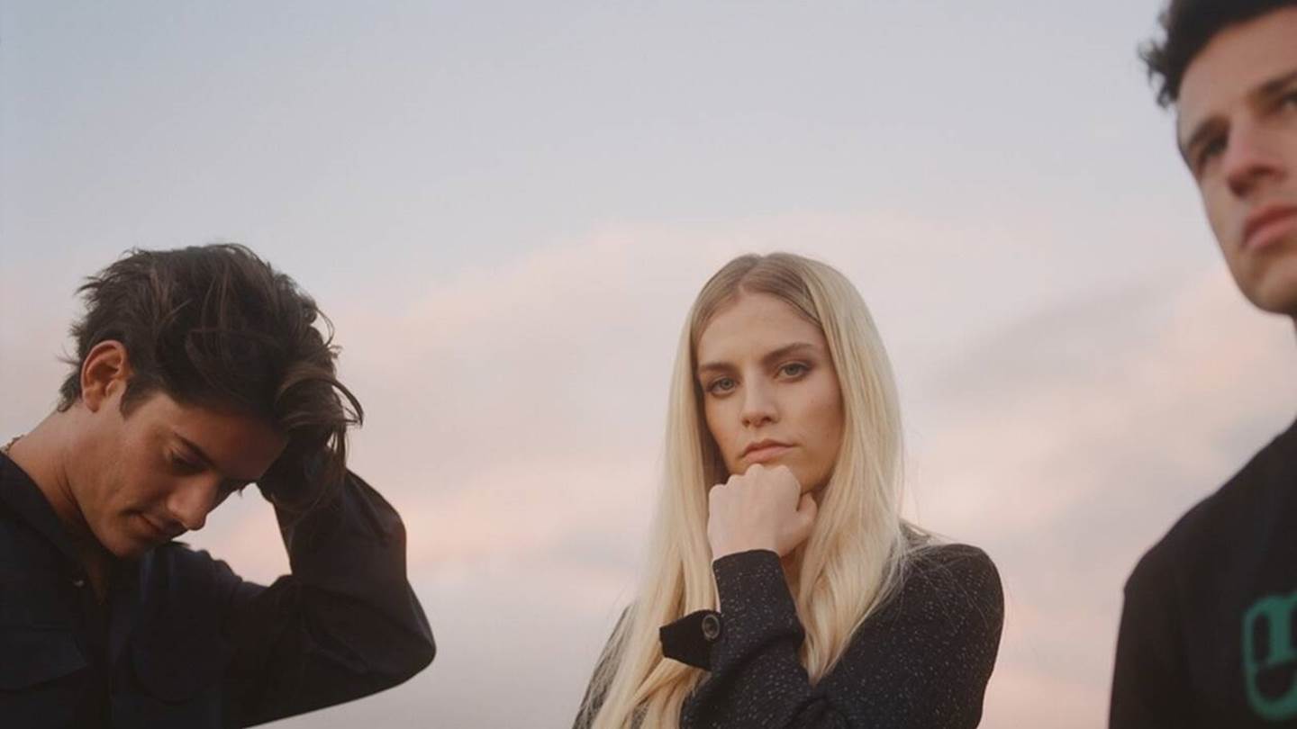 Οι London Grammar ζουν στο δικό τους παράλληλο σύμπαν