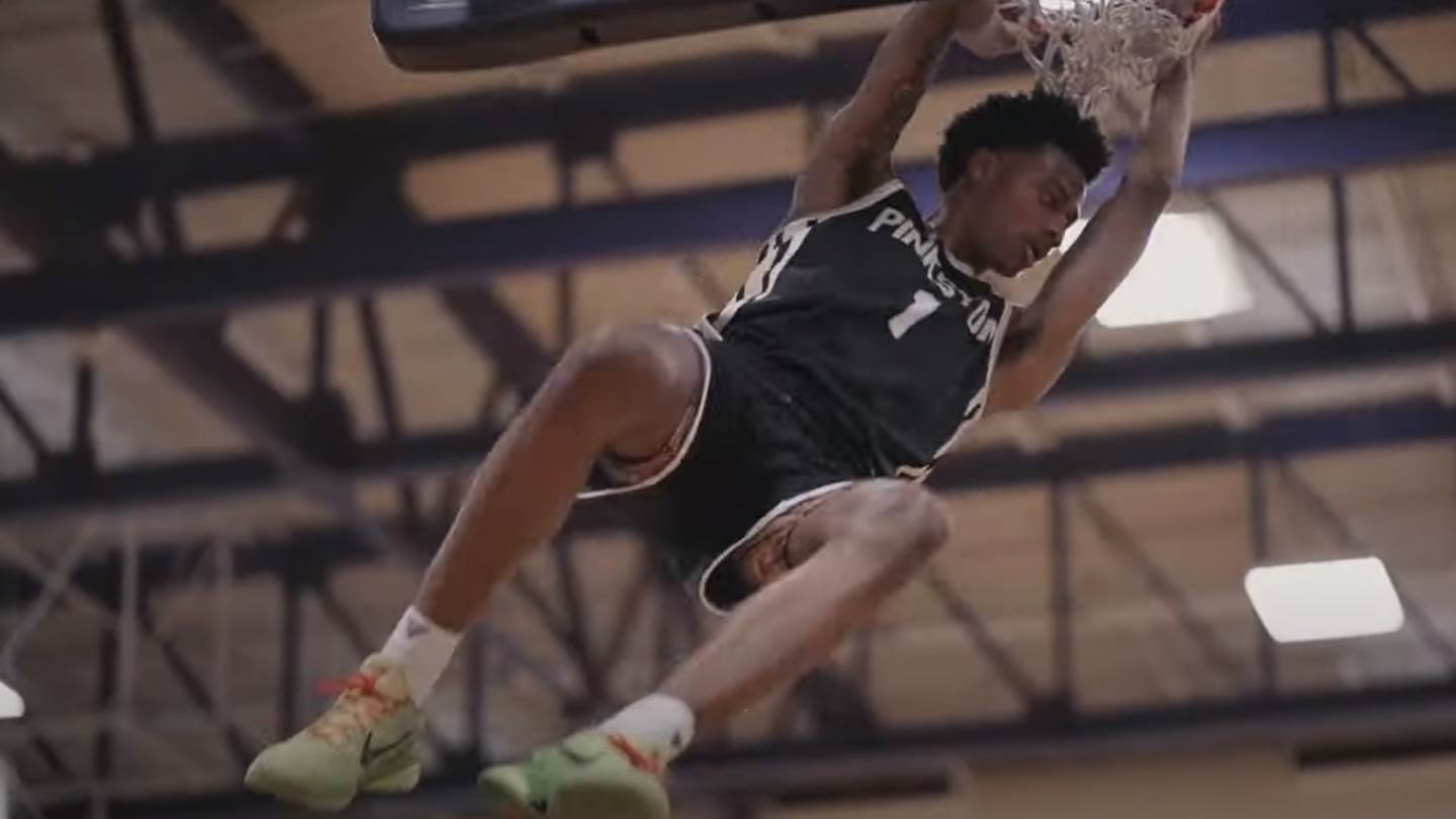 Dink Pate, ο νεαρότερος επαγγελματίας μπασκετμπολίστας στις ΗΠΑ