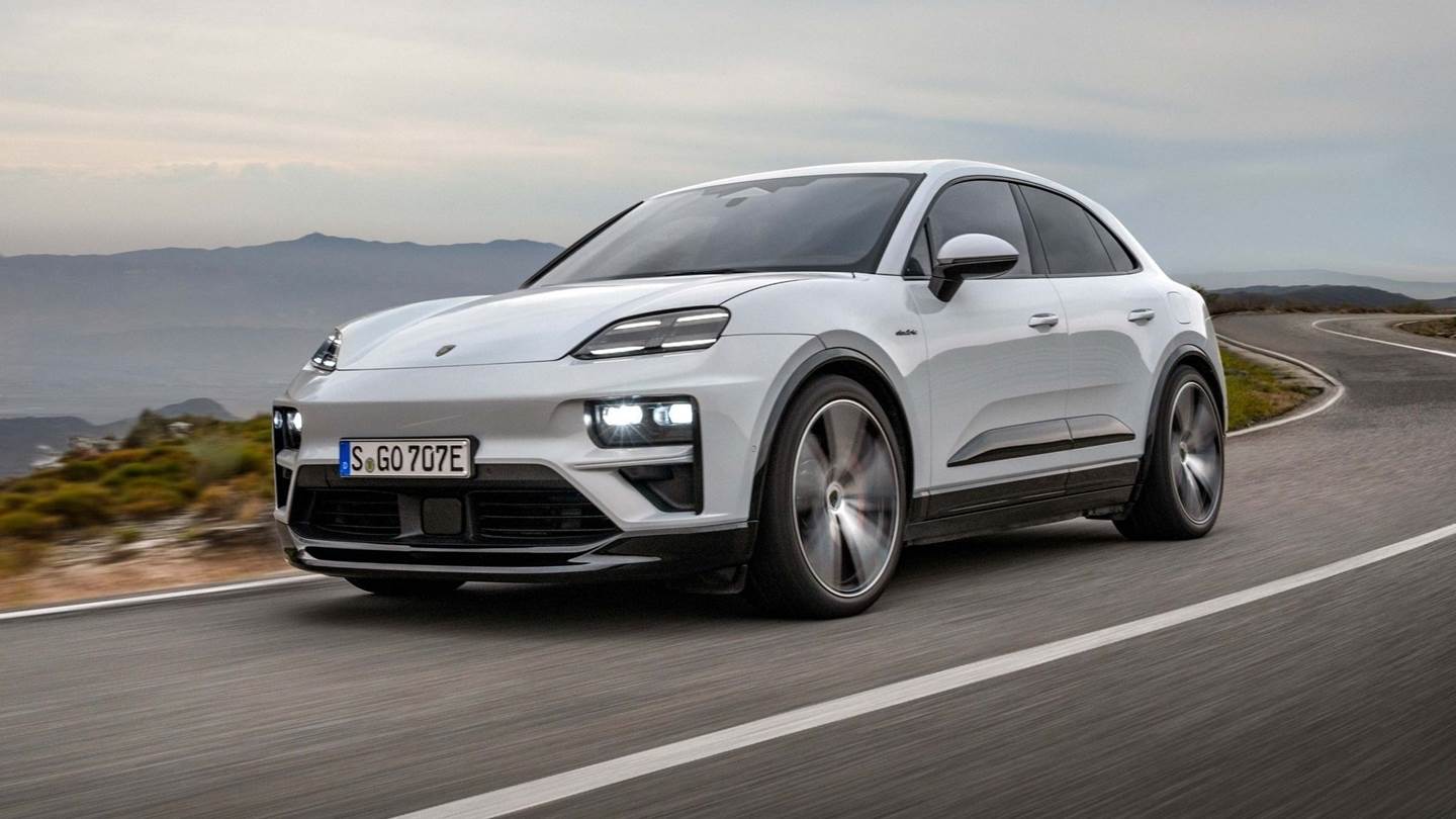 Η νέα Porsche Macan έχει παρμπρίζ επαυξημένης πραγματικότητας και 630 ίππους