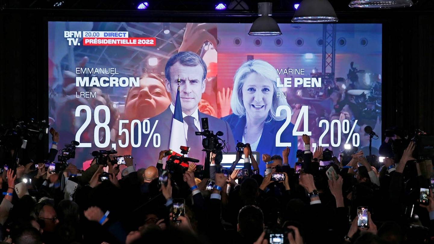 H Γαλλία στις κάλπες, για την πιο σκληρή πολιτική αναμέτρηση