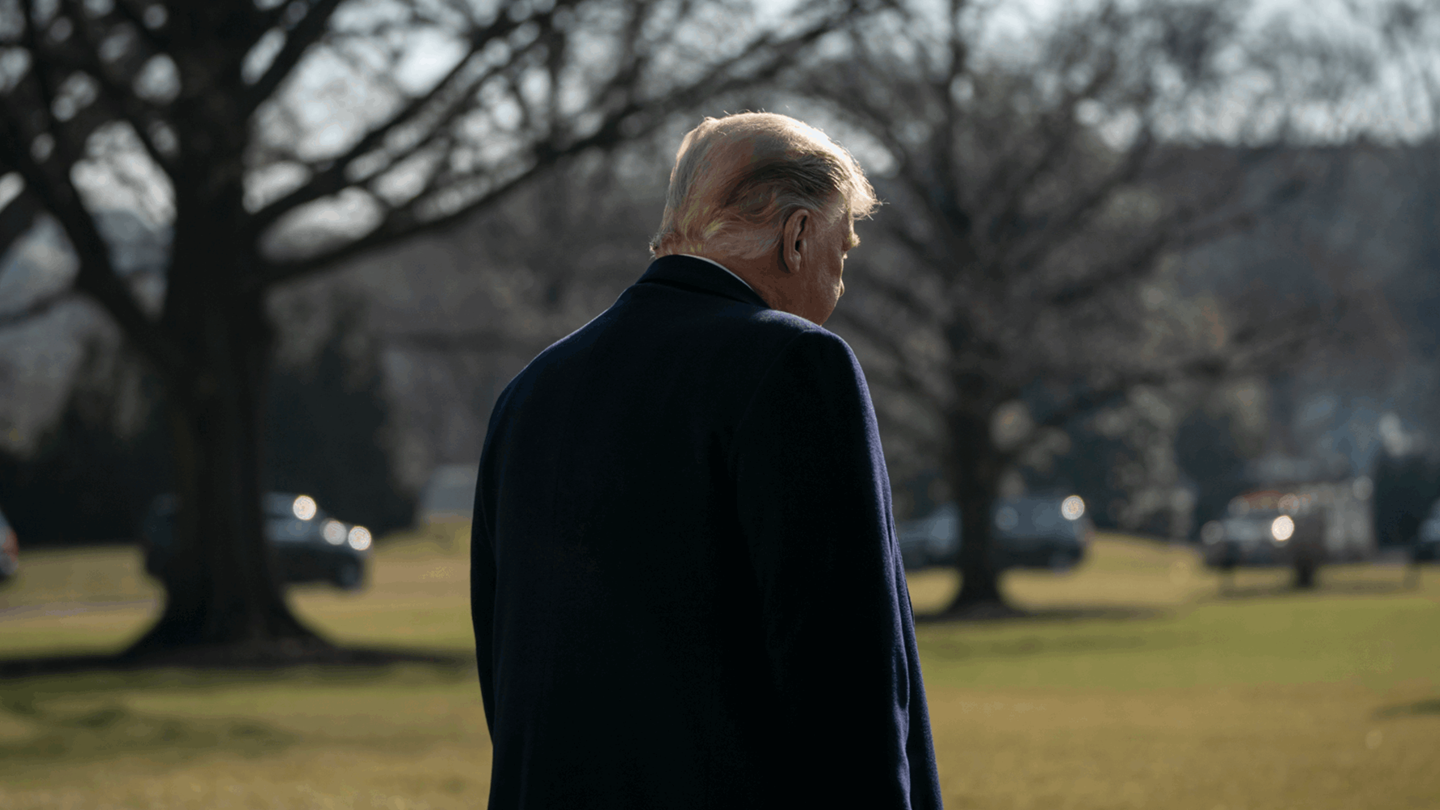 Η τελευταία κίνηση του Donald Trump, πριν αφήσει το οβάλ γραφείο