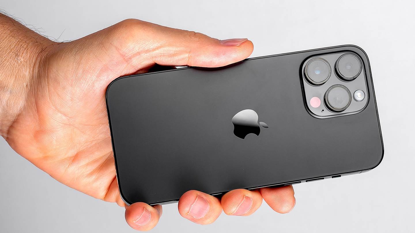 Η μπαταρία του iPhone σου μπορεί να κρατά περισσότερο με το iOS 18