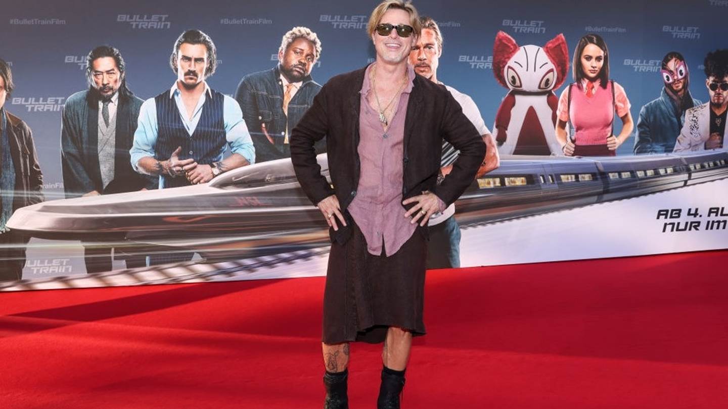 Ο Brad Pitt εξηγεί γιατί φόρεσε φούστα στην πρεμιέρα του Bullet Train