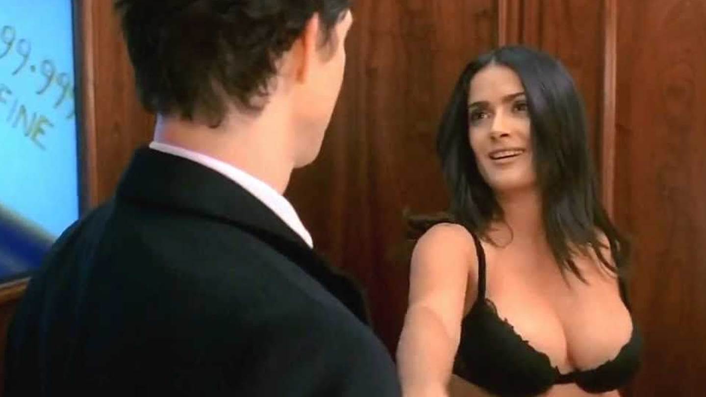 Το στήθος της Salma Hayek αποκτά (περίπου) δική του σειρά