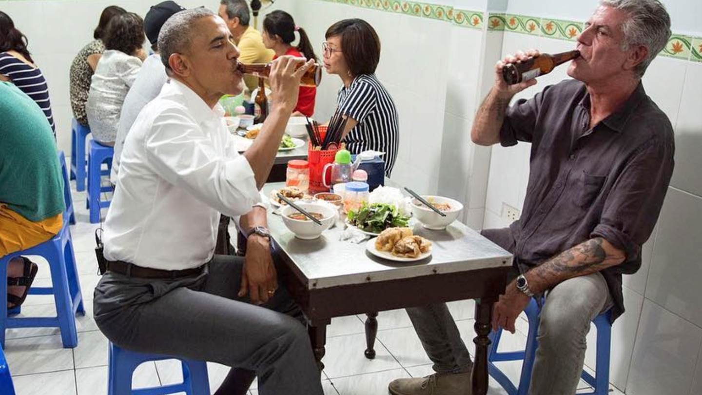 Ο Anthony Bourdain όπως τον θυμούνται οι διάσημοι καλεσμένοι του
