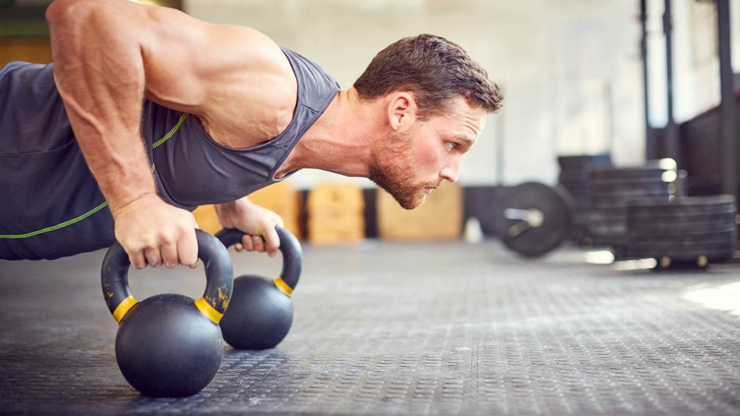 Λένε πως αν δεν κάνεις αυτές τις ασκήσεις, δεν χτίζεις σώμα