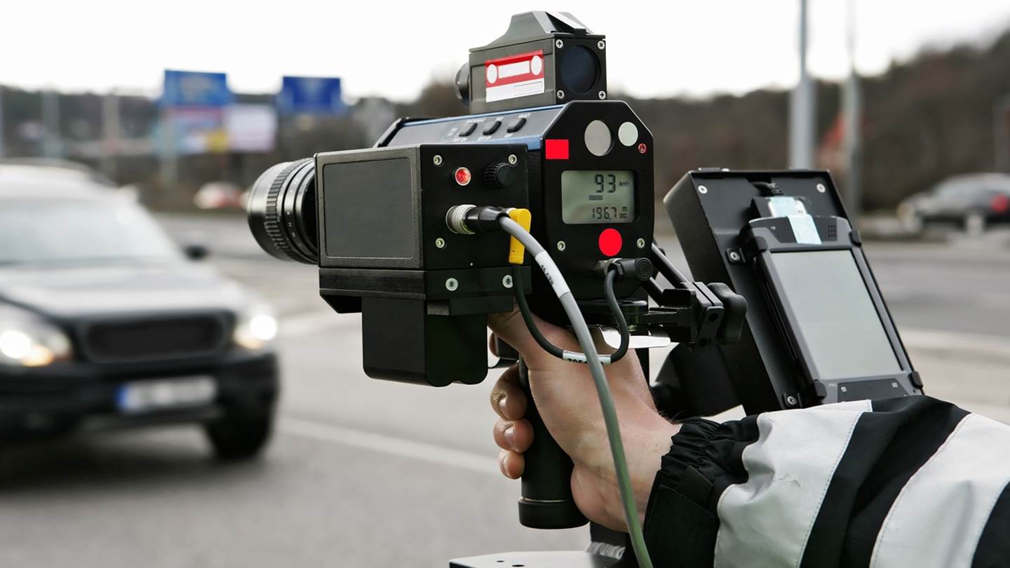 Το υπερ-ραντάρ της Τροχαίας που βλέπει τα πάντα - Σε ποιον δρόμο βρίσκεται