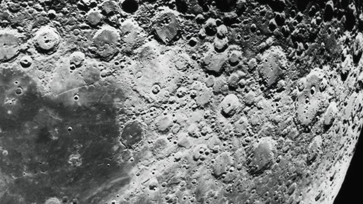 Υπάρχουν βάσιμες ενδείξεις για νερό στο φεγγάρι, λένε οι Κινέζοι