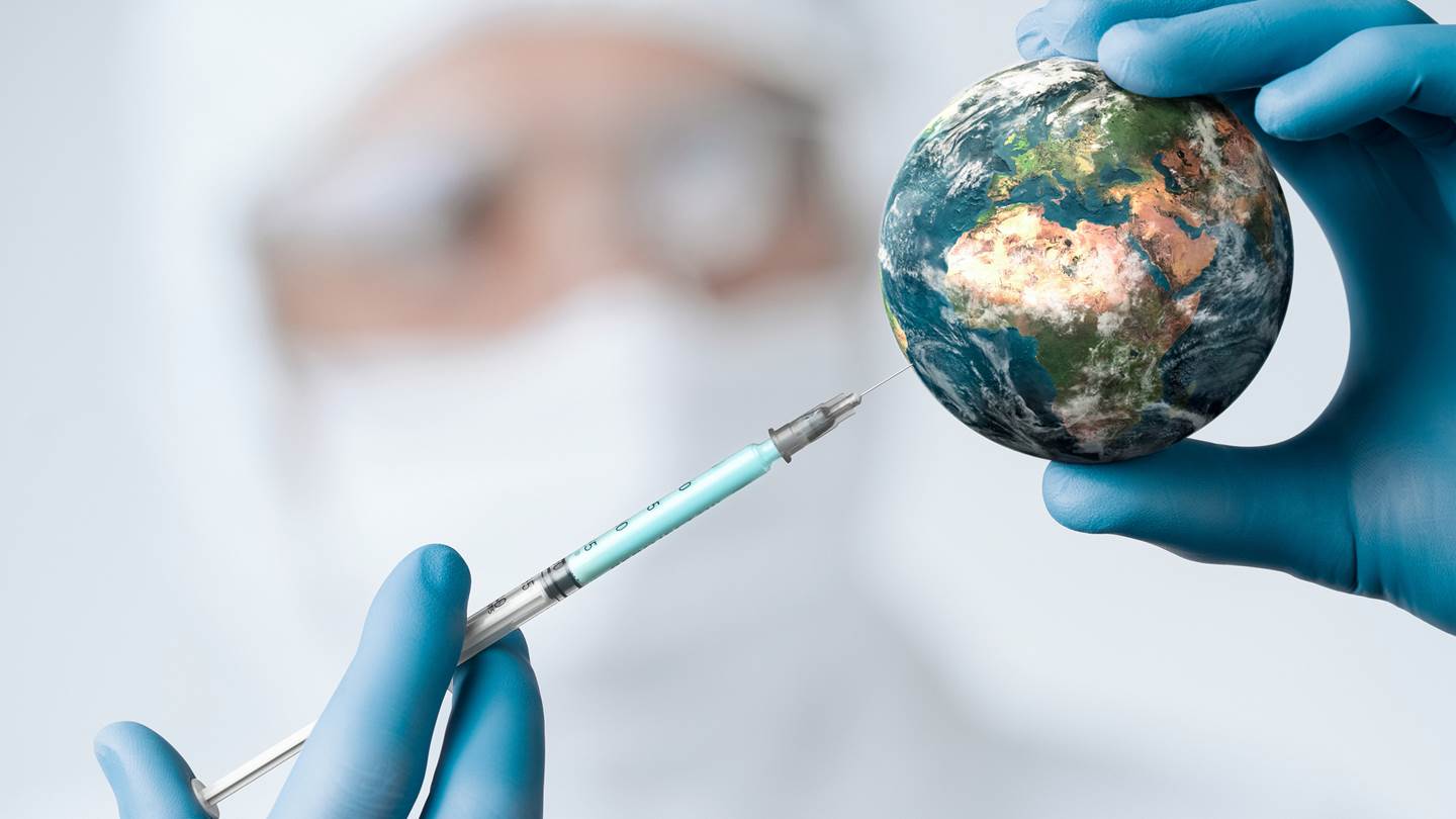 Το εμβόλιο των Pfizer και Biontech είναι αποτελεσματικό κατά 90%