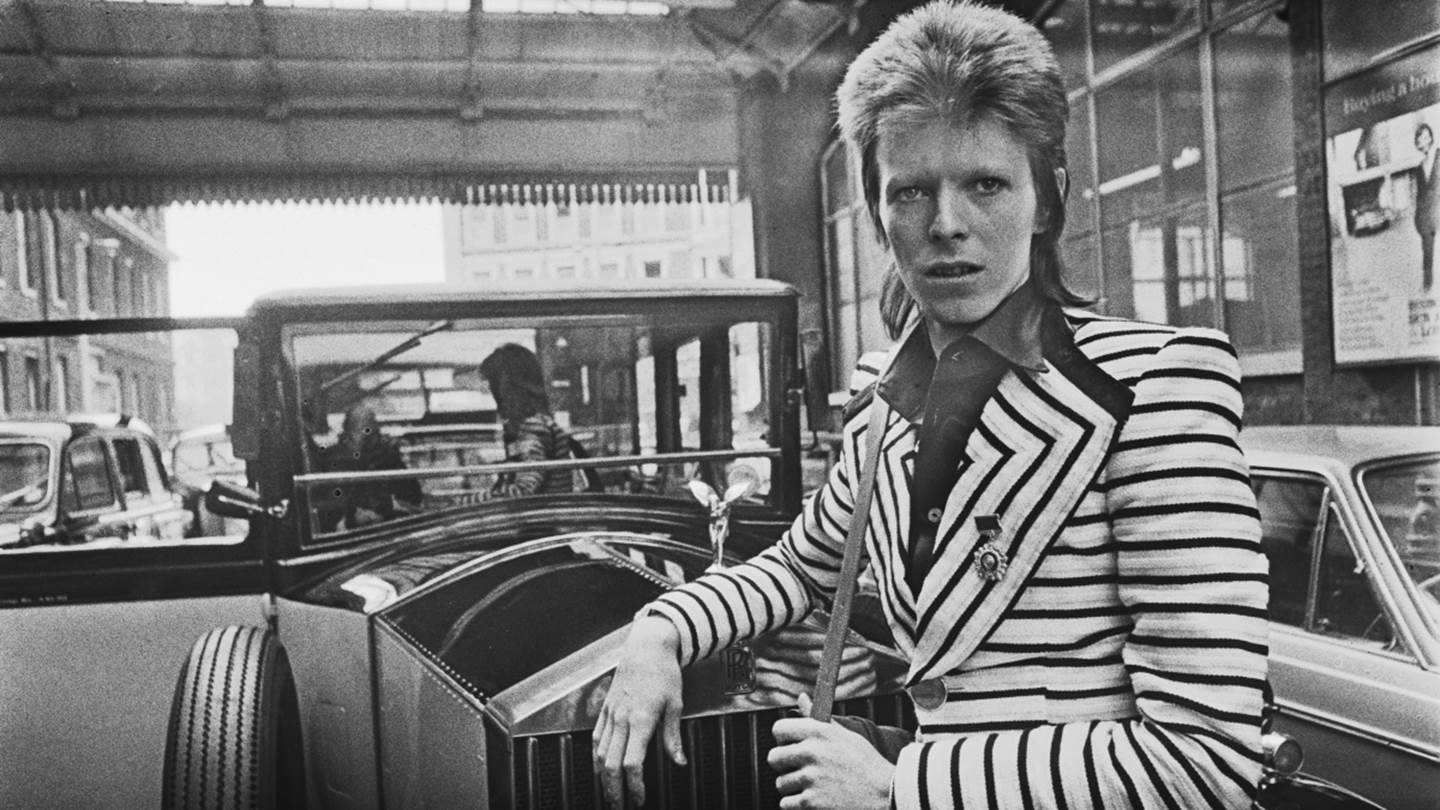 O David Bowie είναι και επίσημα ο πιο επιδραστικός Βρετανός καλλιτέχνης