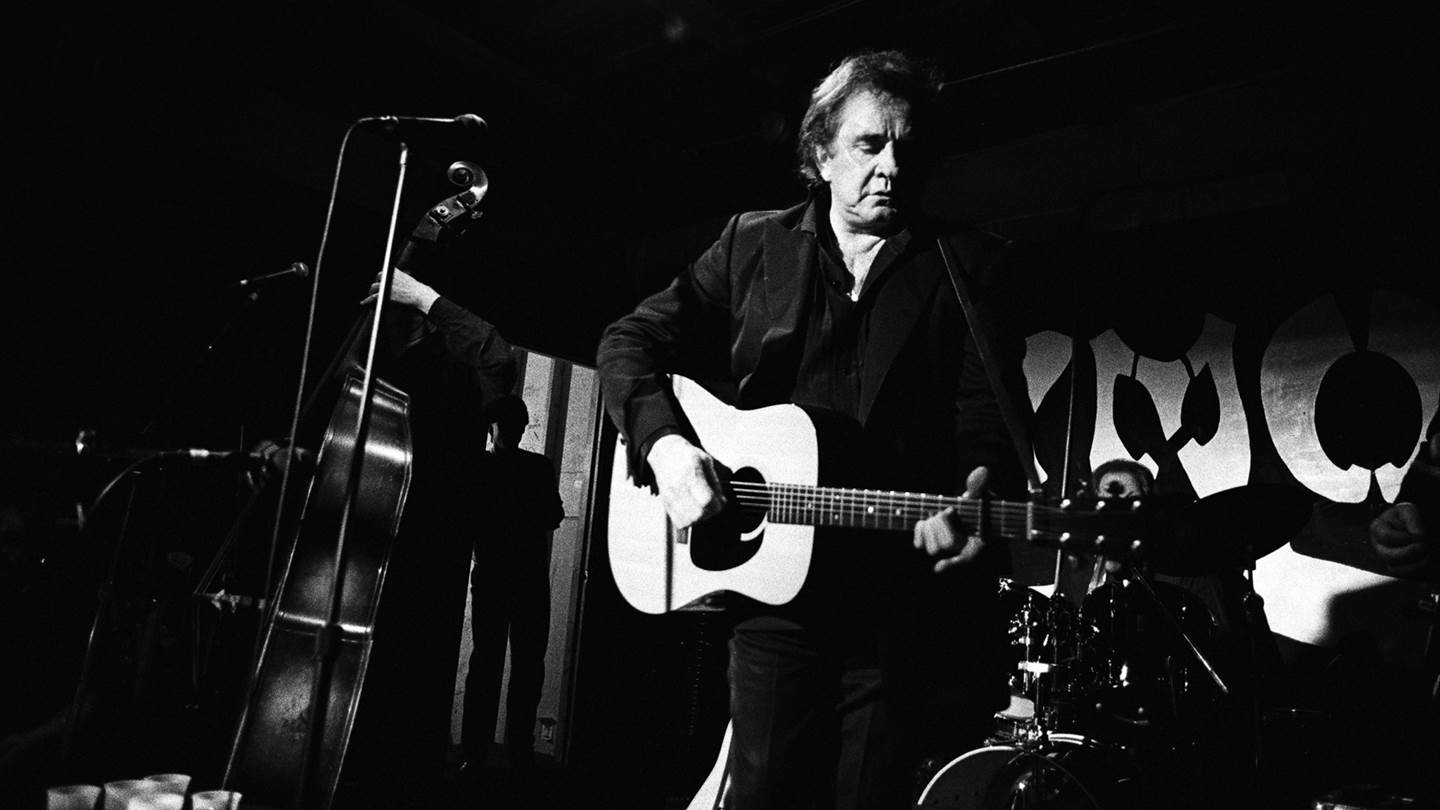 Οι ατάκες του Johnny Cash που θα σε εμπνεύσουν