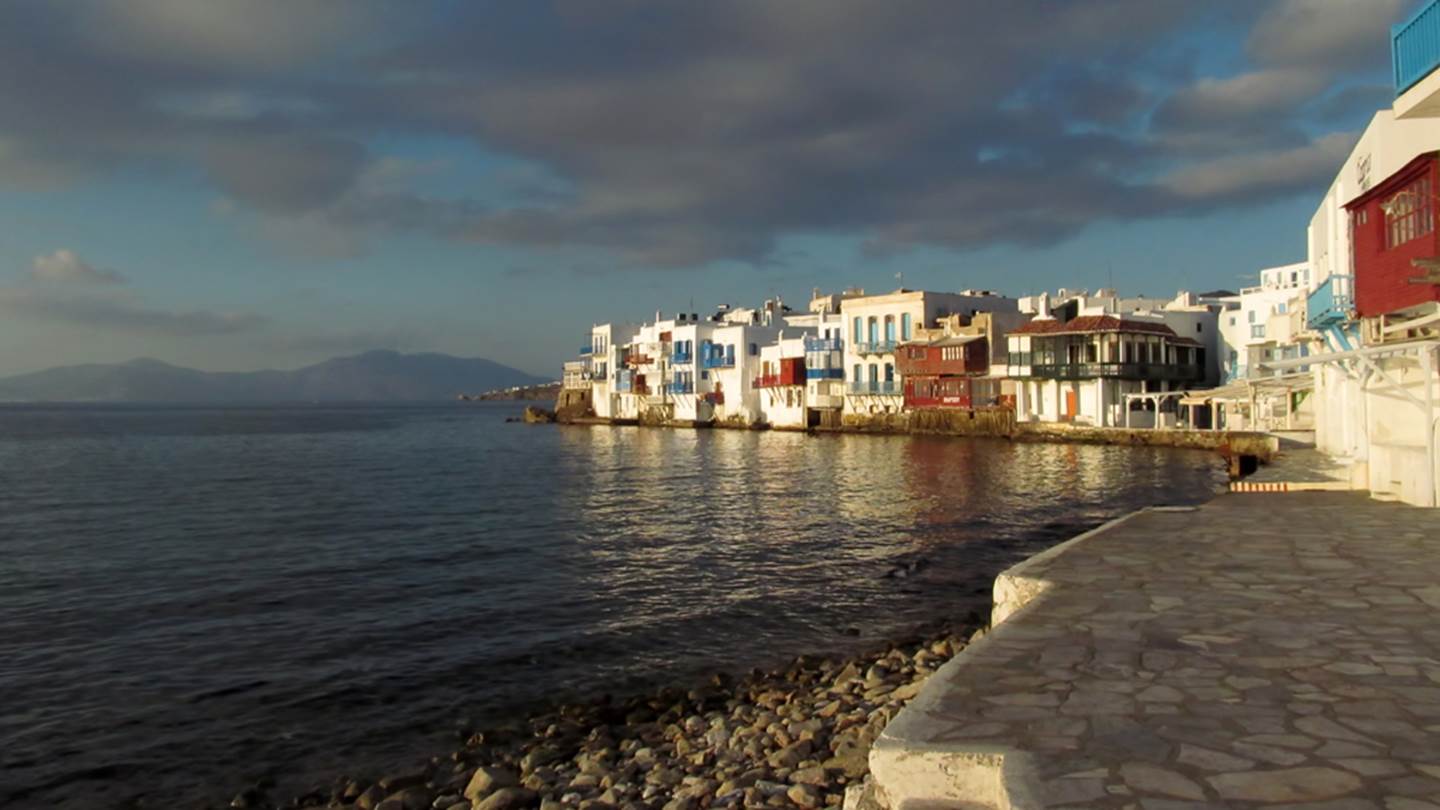 Λουκέτο σε δύο γνωστά εστιατόρια της Μυκόνου