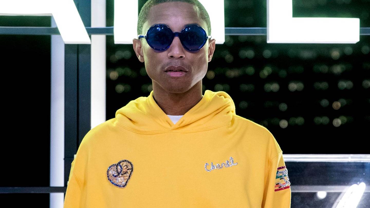 Πρώτη ματιά στην capsule collection του Pharrell Williams για τον οίκο Chanel