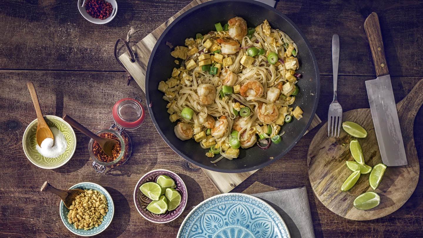 Pad Thai: Όλο το ταϊλανδέζικο street food σε ένα πιάτο