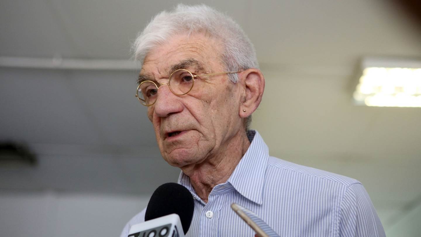 Πέθανε ο Γιάννης Μπουτάρης