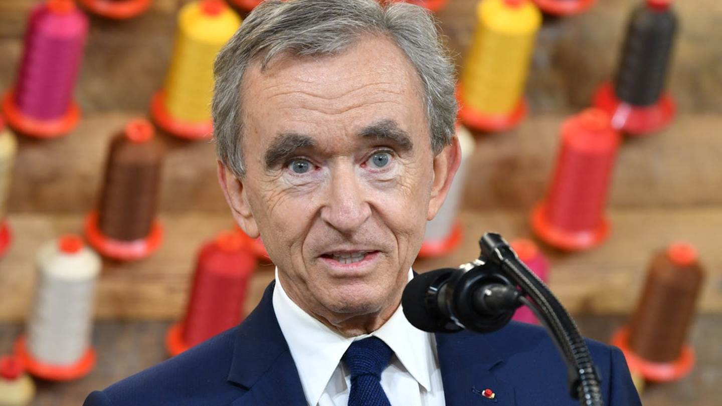 O Bernard Arnault γίνεται όλο και πιο πλούσιος