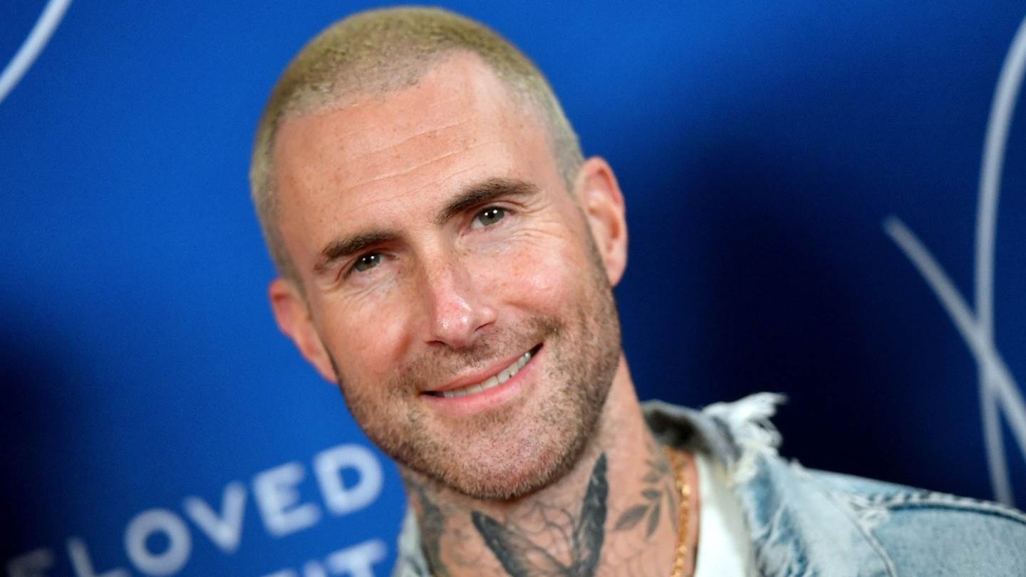 Όποιος είναι καλύτερος στο sexting από τον Adam Levine ας σηκώσει το χέρι του