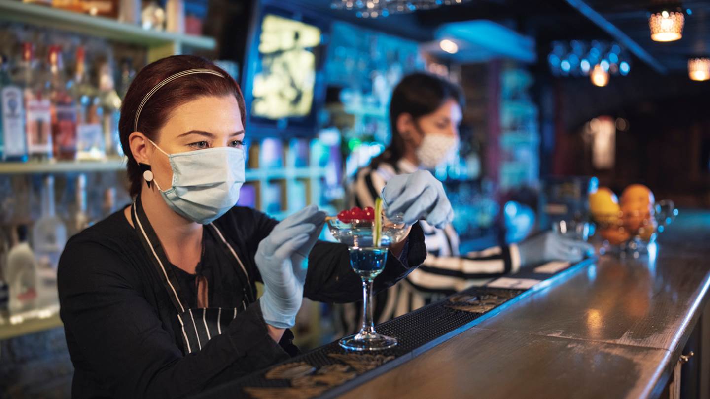 Μουσική στην εστίαση και επέκταση κυκλοφορίας έως τη 01:30 από το Σάββατο