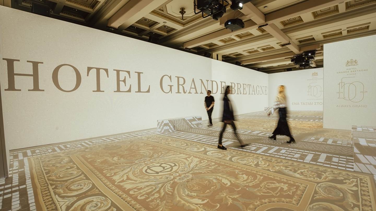 Ταξιδεύοντας στο χρόνο με το Ξενοδοχείο Μεγάλη Βρεταννία