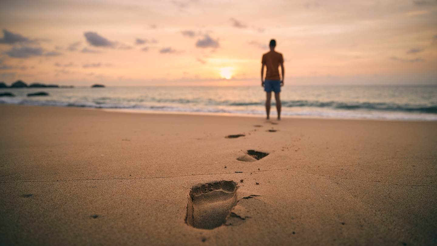 Το περπάτημα στην παραλία και τα οφέλη του