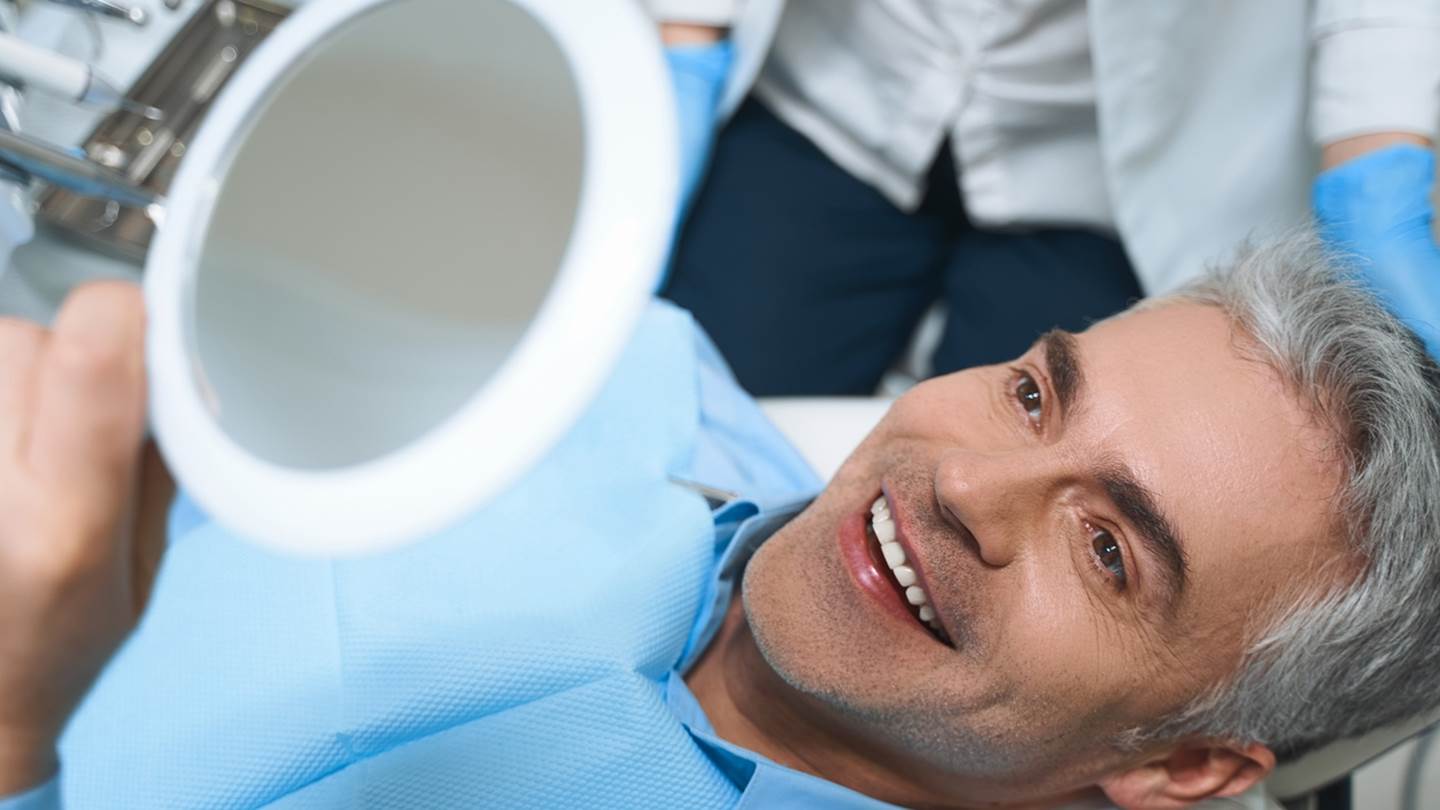 Οδοντικά Εμφυτεύματα: Γιατί αλλάζουν ουσιαστικά τη ζωή μας;