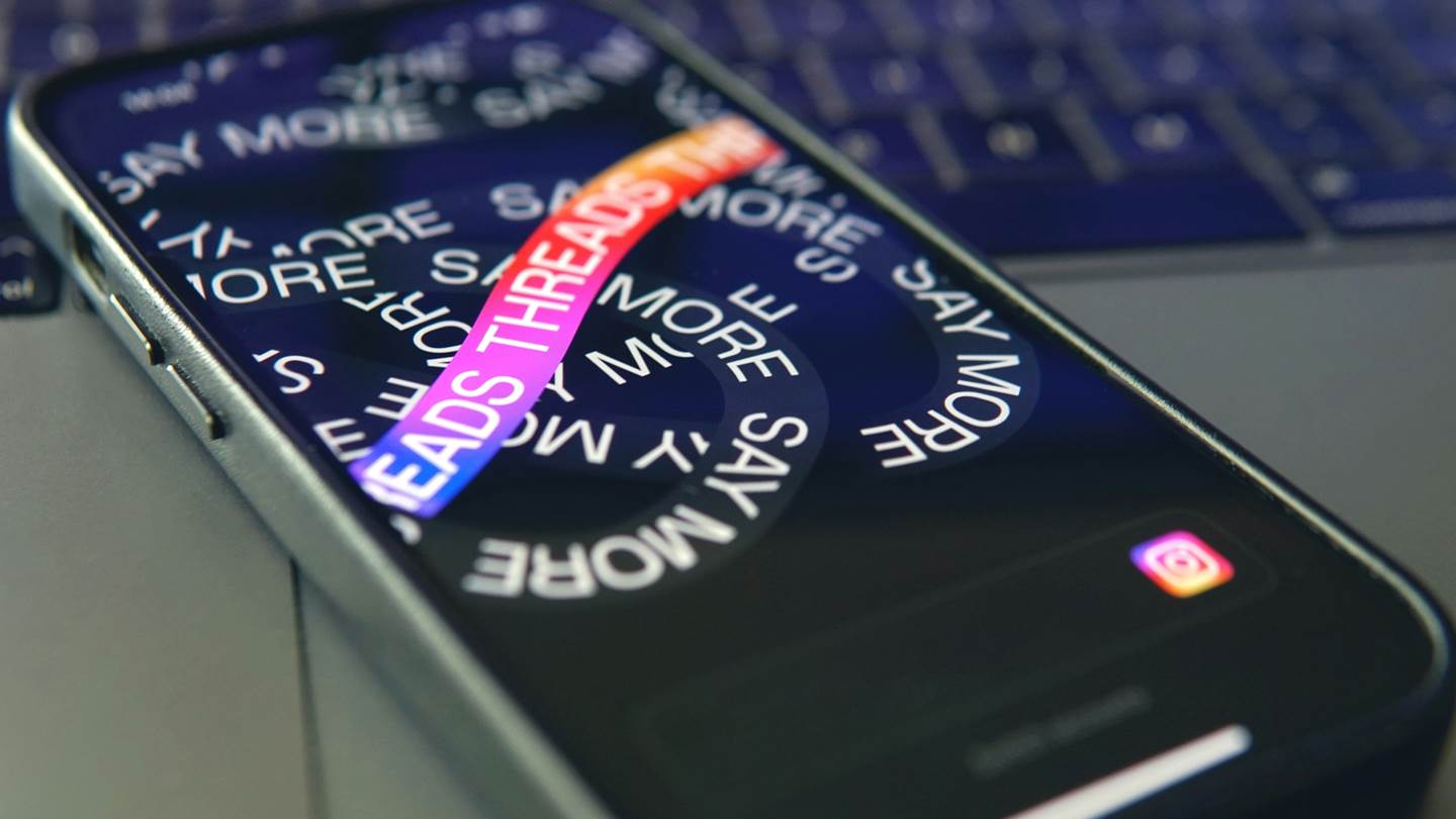 Τελικά, χρησιμοποιεί κανείς το Threads του Zuckerberg;