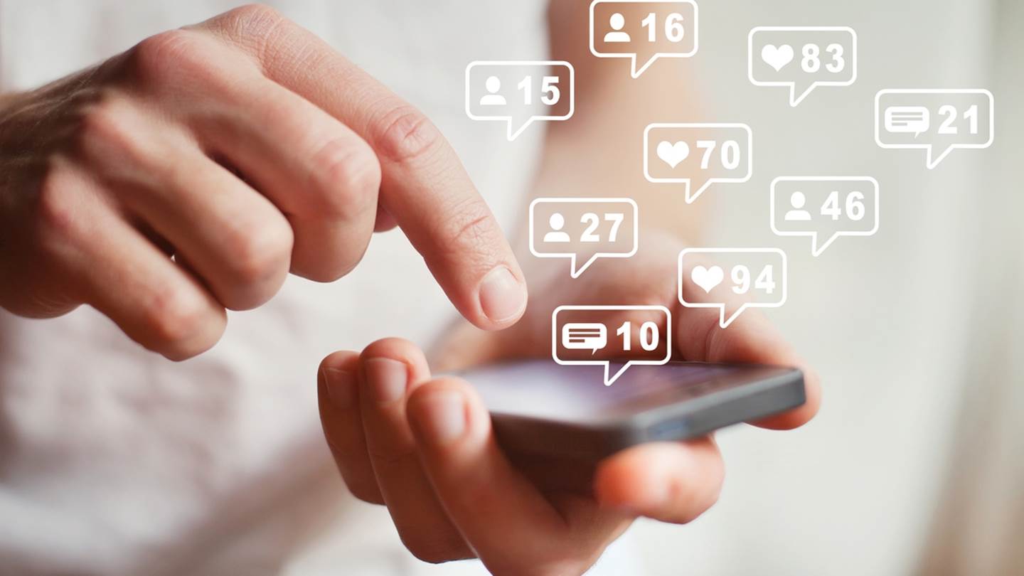 To Pebble, ο κυριότερος 'εχθρός' του Twitter, μας αφήνει χρόνους