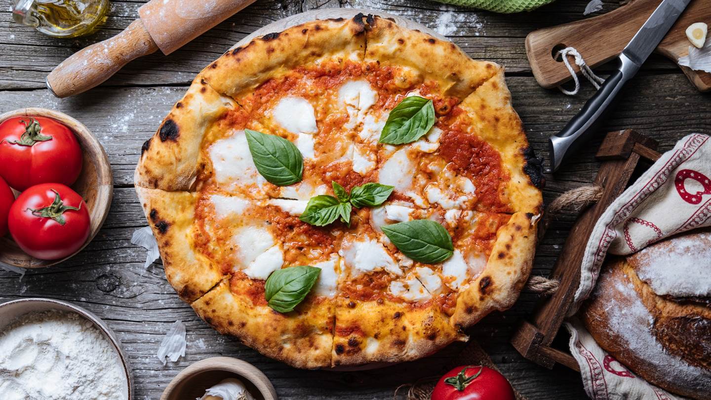 Τόσο καιρό ψήνουμε 'λάθος' τις κατεψυγμένες πίτσες