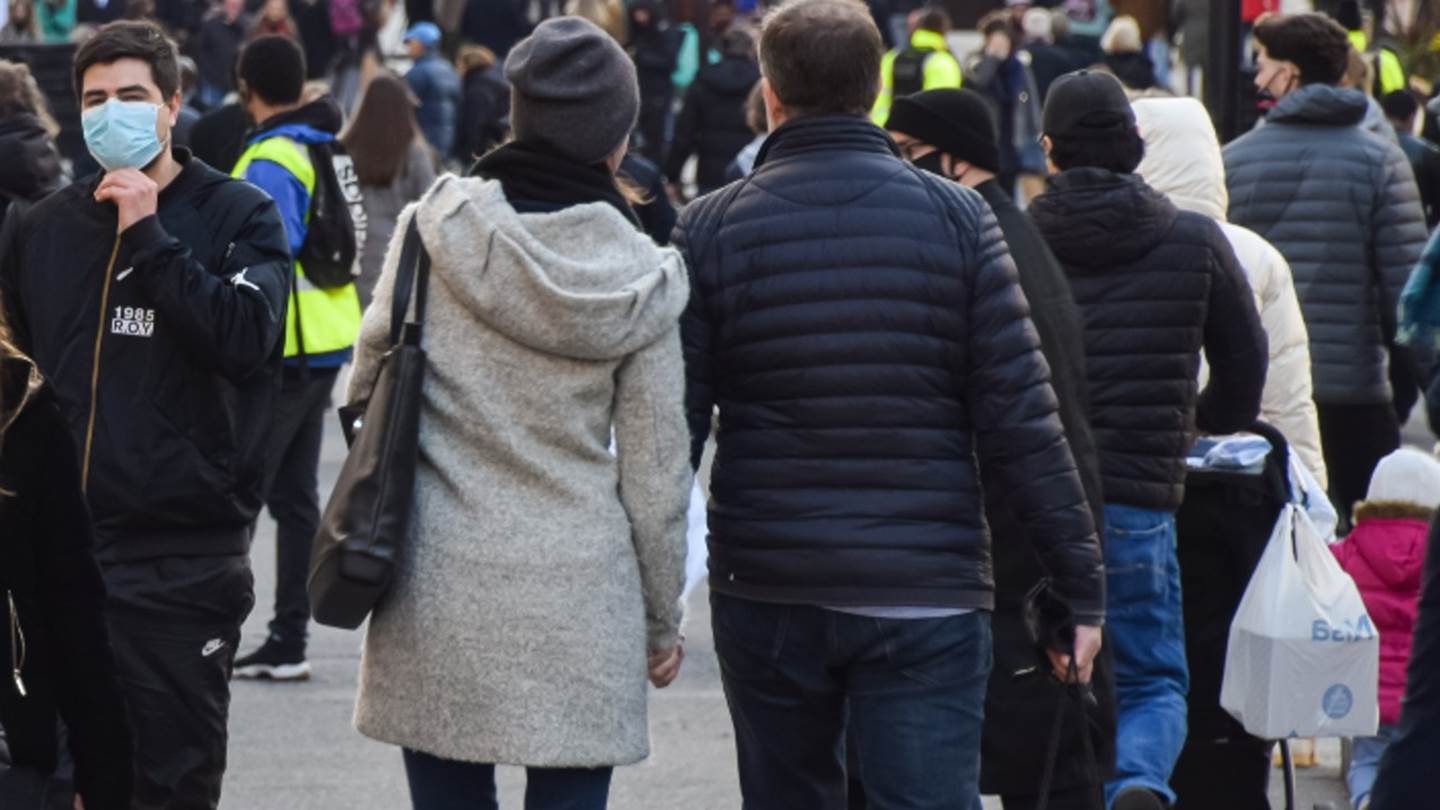 Κορονοϊός: 8.129 νέα κρούσματα