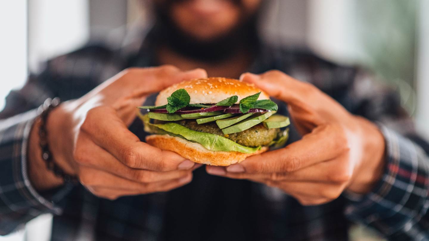 H διαφορά ανάμεσα σε μία χορτοφαγική και μία vegan δίαιτα